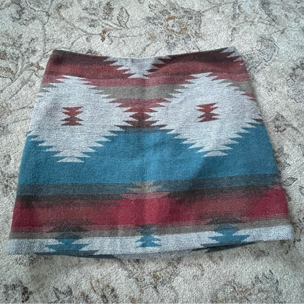 AMERICAN EAGLE | Aztec Southwestern Print Wool Blend Mini Skirt Size. 2